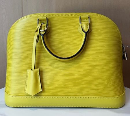 ❤️AB. Fr.1❤ Louis Vuitton Alma PM EPI Leather | LV(Original)