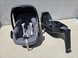 Babyschale Maxi Cosi Rock mit Familyfix 2wayFix
