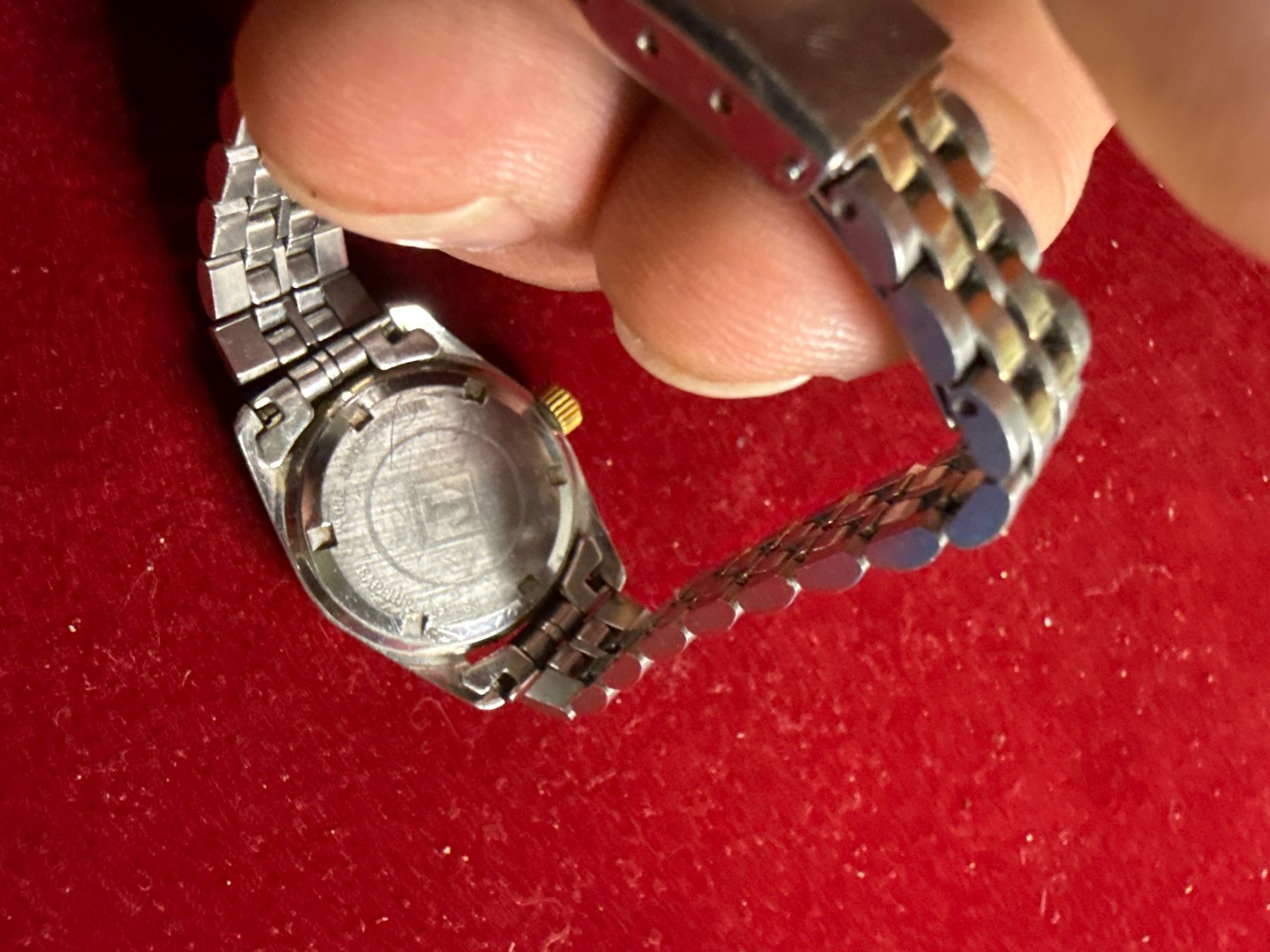 Tissot Uhren: Tissot PR 100  Quarz 25 mm – Gebraucht aus Pfeffingen von Allhandelklgwatches 3