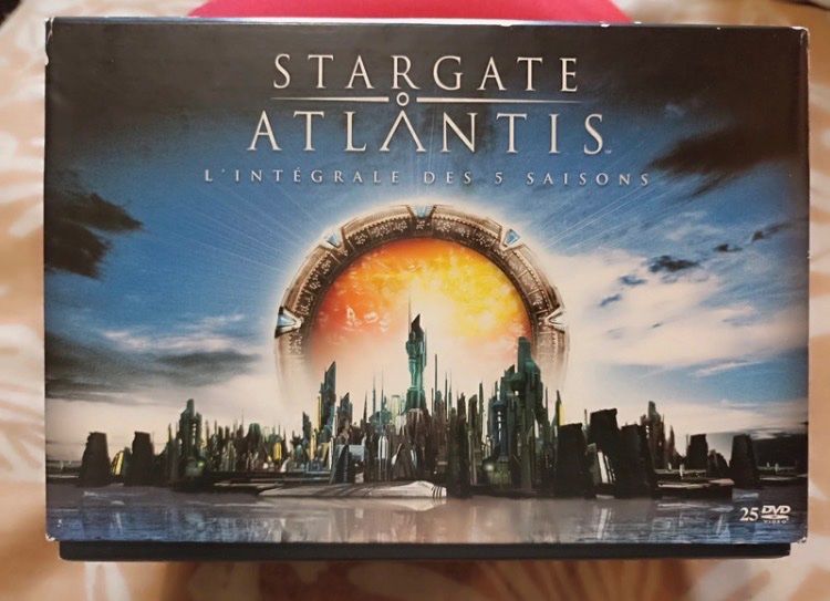 Alle DVDs: Stargate Atlantis - L'intégrale des 5 saisons - Coffret DVD – Gebraucht aus Bassecourt von CALUMET-X 1