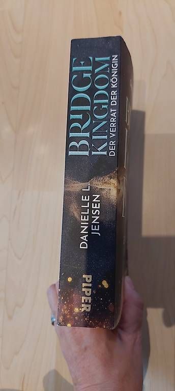 Libri: Bridge Kingdom  – Usato da Wohlenschwil venduto da Fabii82 1