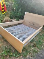 Bettgestell Holz Eichendekor 140x200cm mit Lattenrost