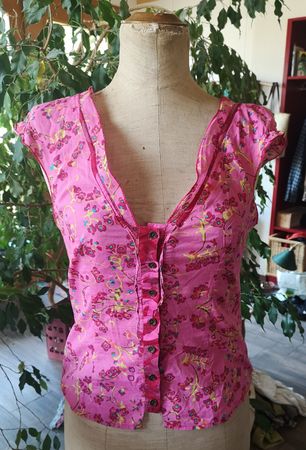 Haut fleuri et léger, 100% coton, taille M
