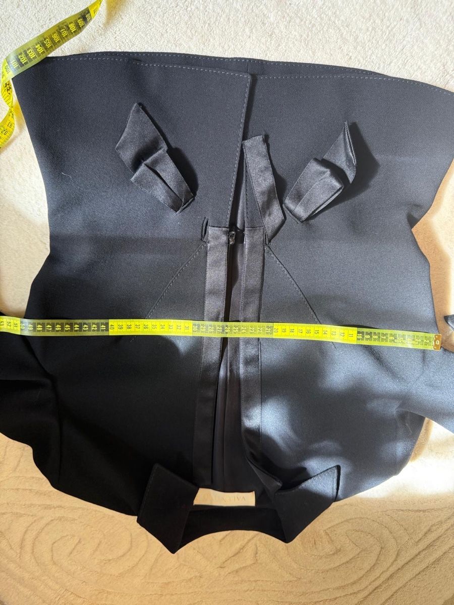 Valentino Jacken: Valentino Jacke, schwarz, Gr. 48. Neue – Neu (gemäss Beschreibung) aus Wangen ZH von tel_gxb5 4