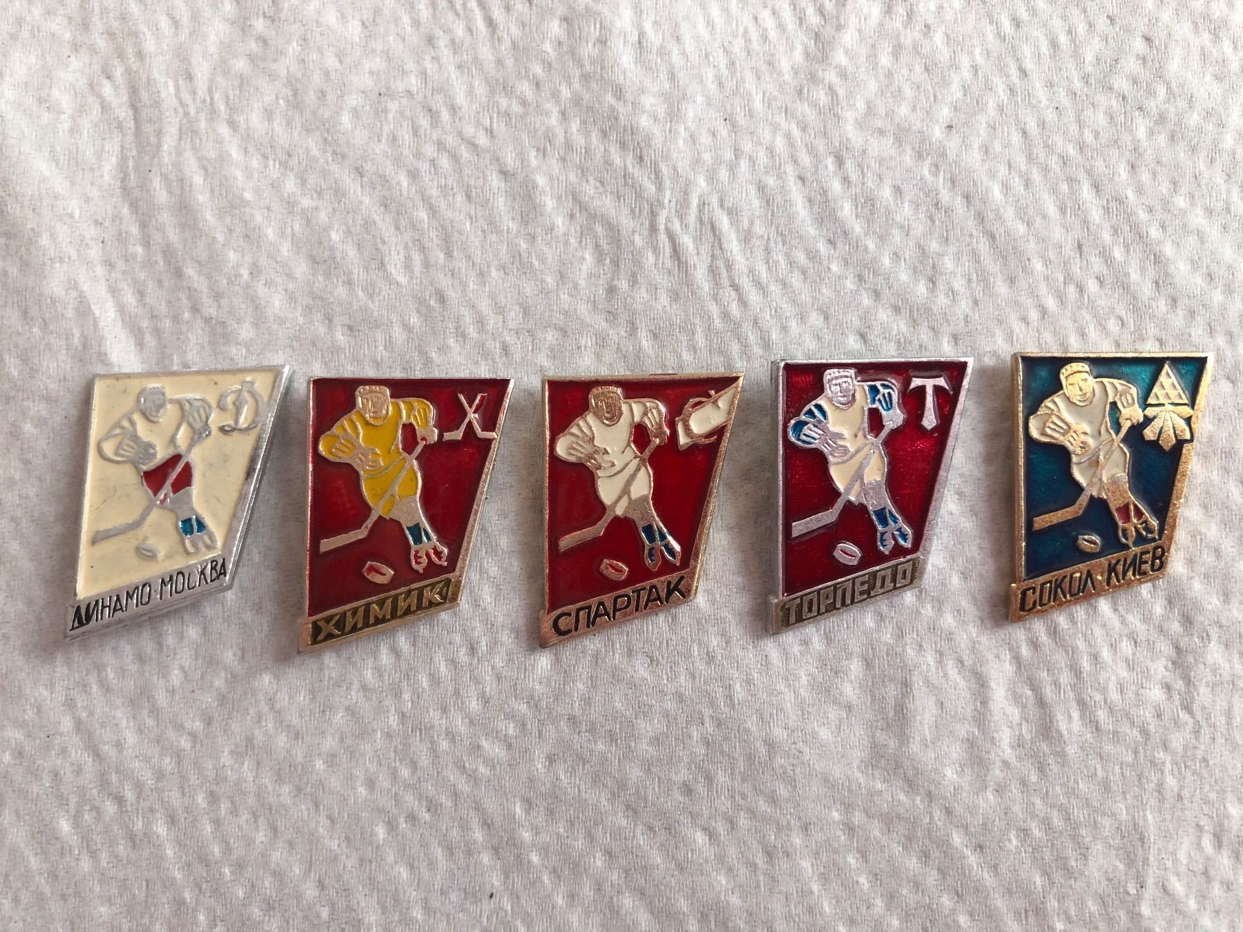Spille & Fermagli: 6 USSR SOVIET RUSSIAN ICE HOCKEY PIN – Usato da Osogna venduto da goodthingme 1