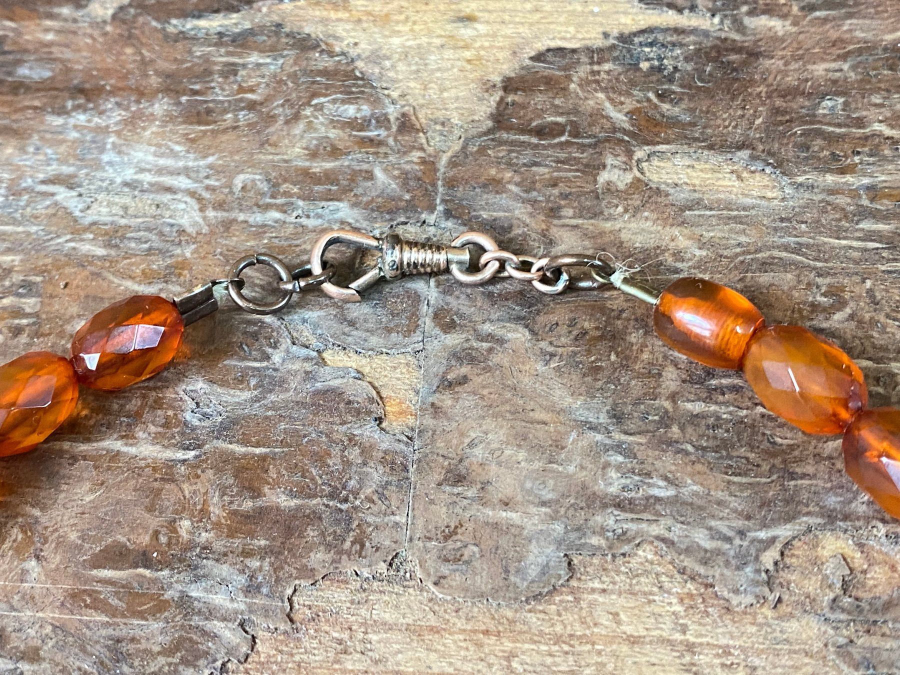 Catenine: Vintage Elegante Facettierte Bernsteinkette – Usato da Schaffhausen venduto da vintageville 7