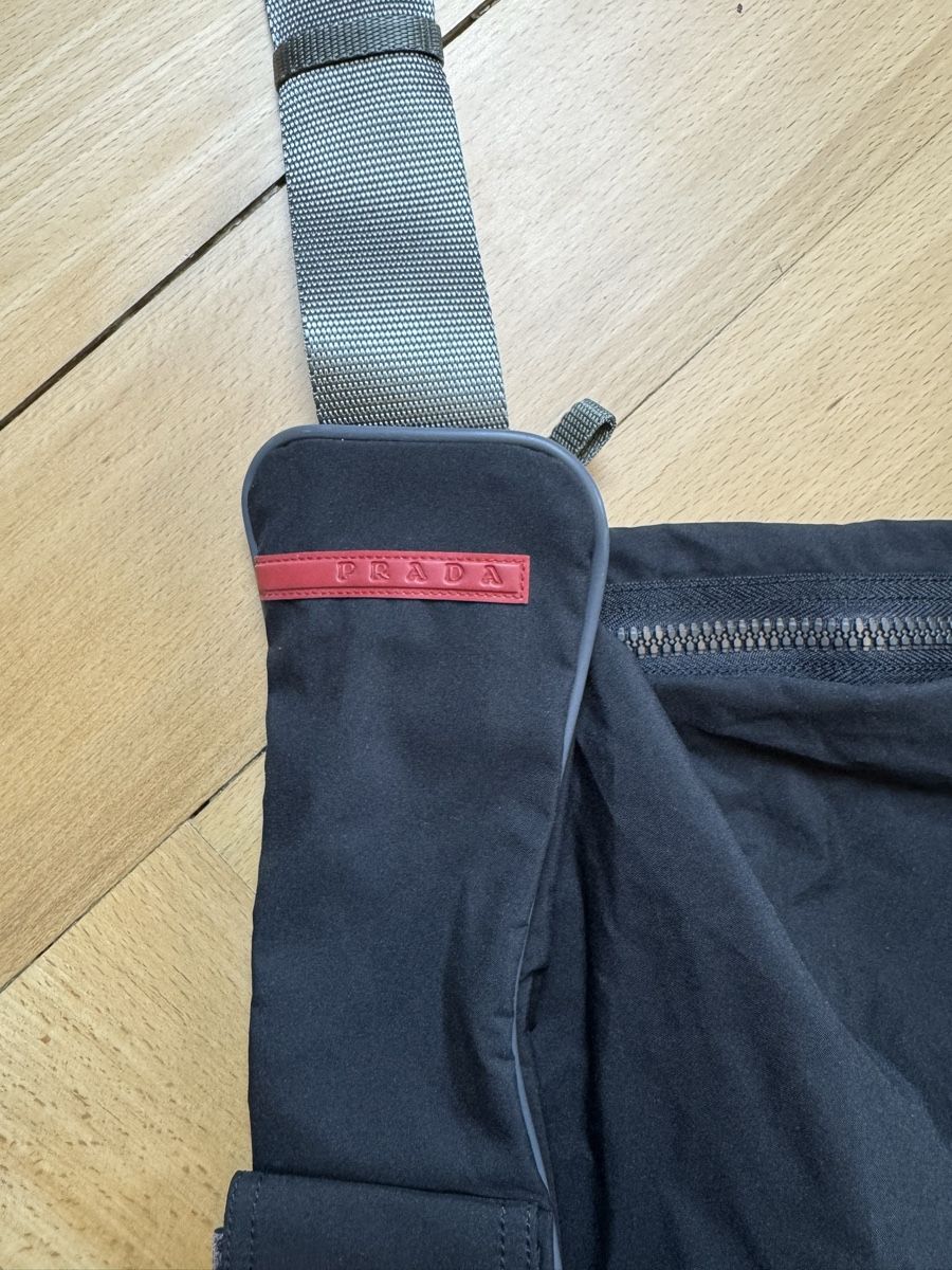 Prada Taschen: Prada Umhängetasche schwarz  – Gebraucht aus Bern von Mancini 2