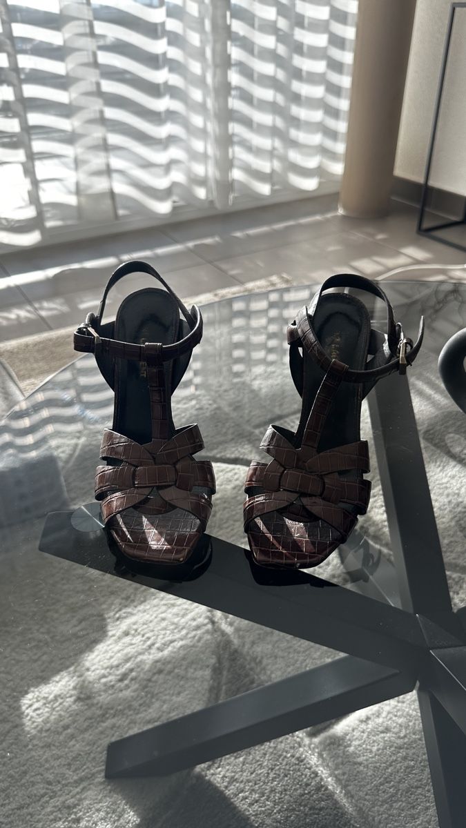 Saint Laurent Chaussures femmes: Talons Yves saint Laurent – Neuf (Voir description) à Mont-sur-Lausanne par mar_jtt6 4