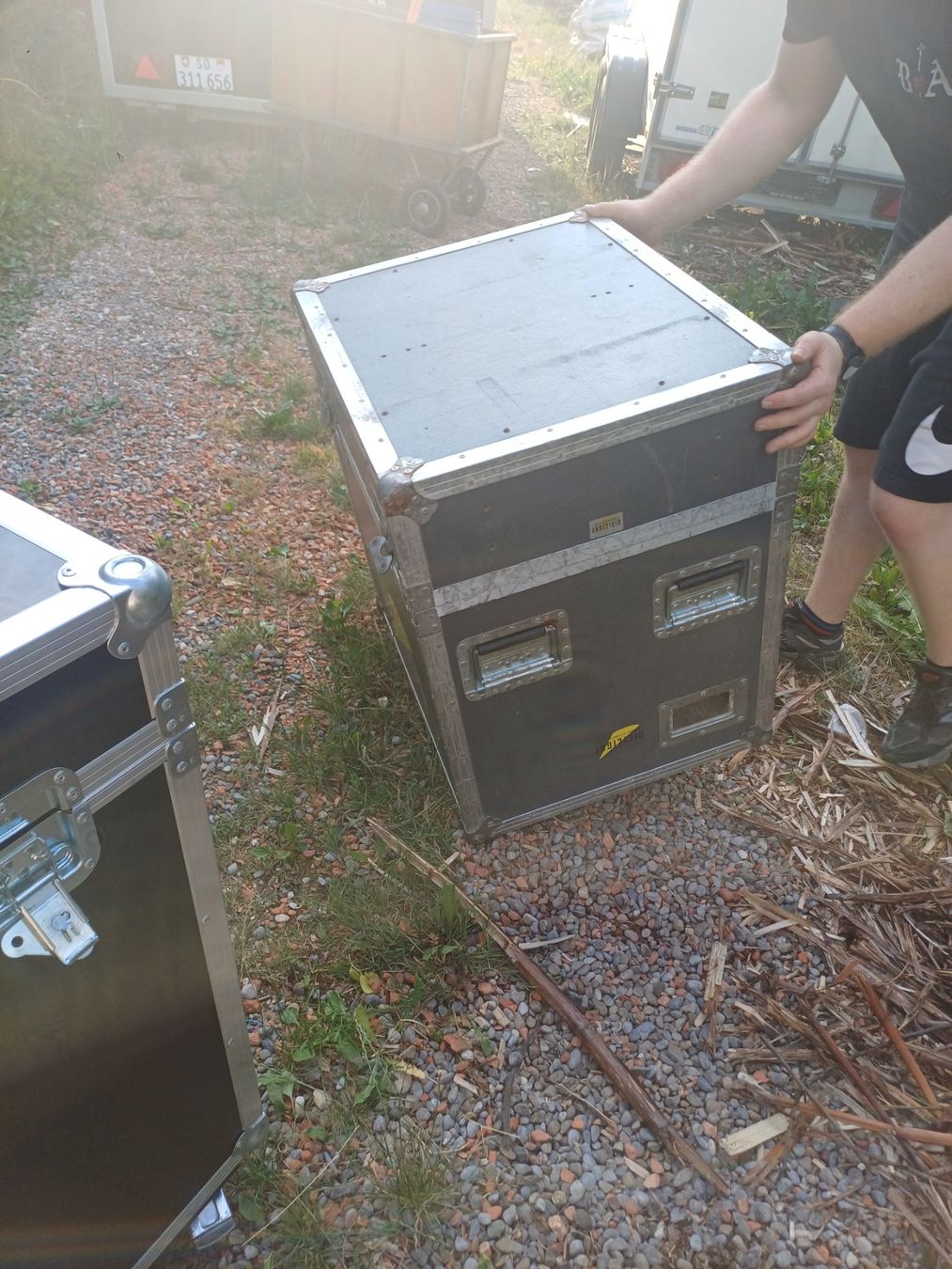 Reisekoffer: versch. Flightcase Schwarz Aluminium gebrauchter Zustand – Gebraucht aus Zullwil von imh_lq9s 3