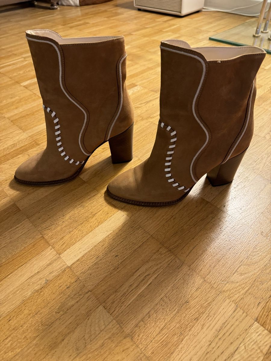 Navyboot Scarpe da donna: Navyboot Wildleder Stiefeletten Gr. 38, Camel – Usato da Steinhausen venduto da Mimirose114 1
