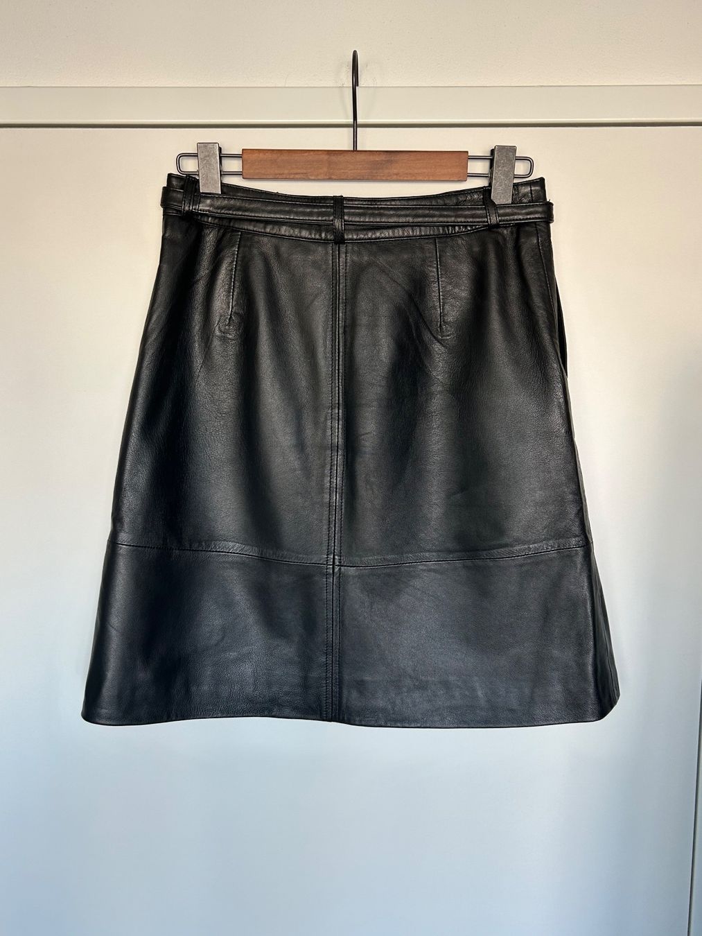 Selected Gonne: Lederrock Selected Femme – Usato da Lachen SZ venduto da Swanche77 1