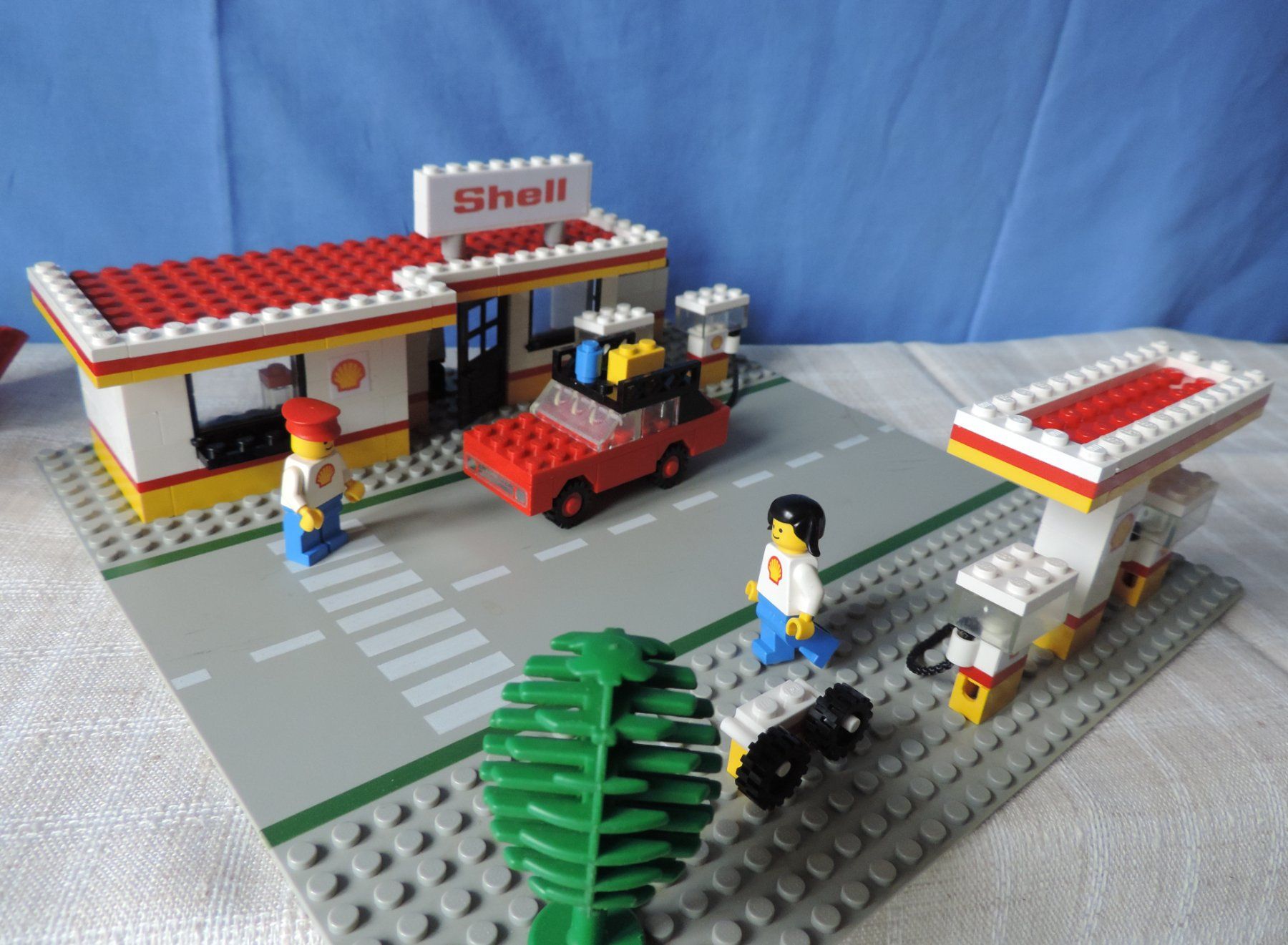 Lego Giocattoli: Shell Tankstelle, Set 377 + Motorcycle Transport, Set 6654 – Usato da Burgdorf venduto da ursla50 5