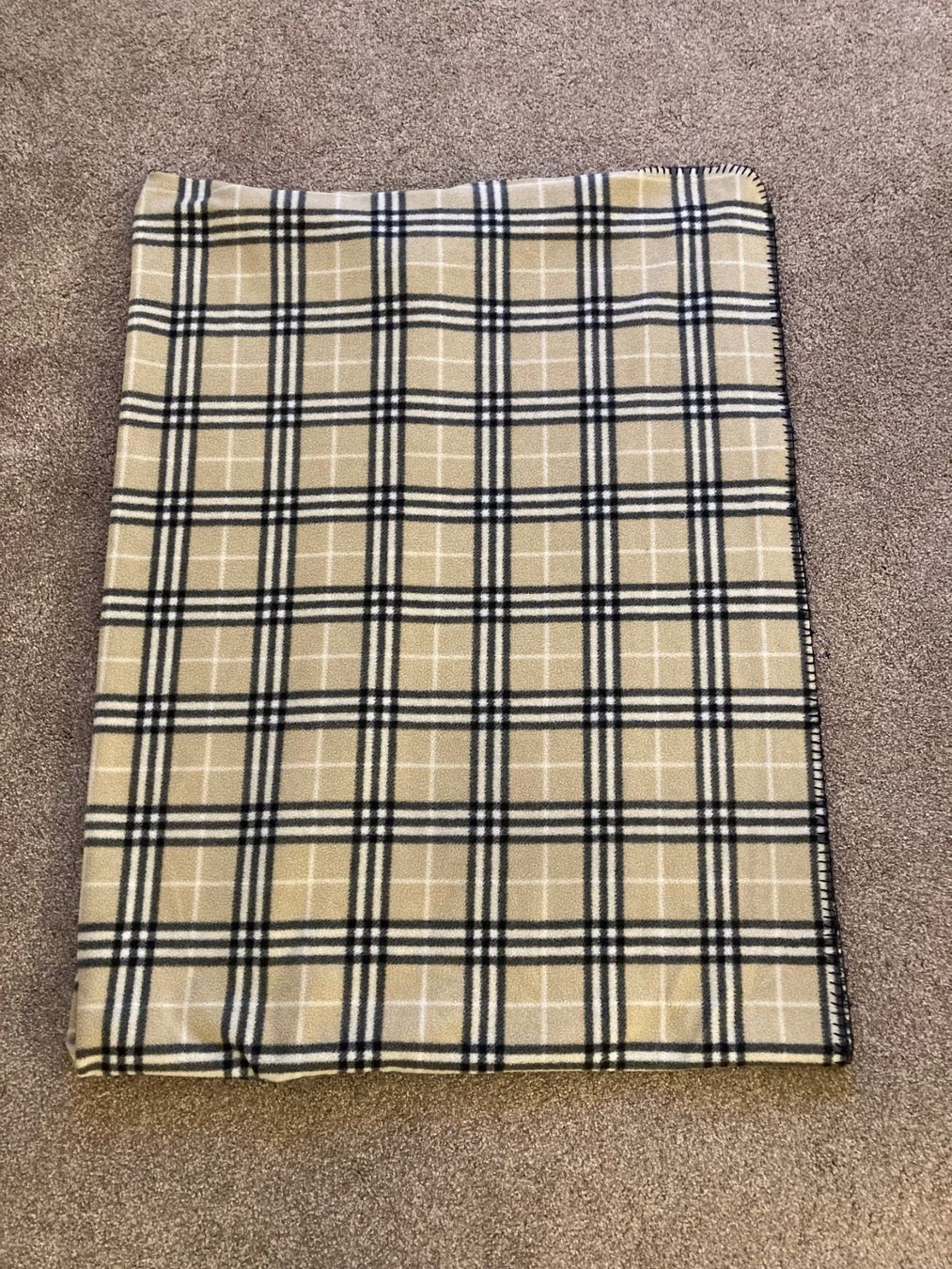 Coperte: Decke / Kuscheldecke - 160x150cm – Usato da Grüt (Gossau ZH) venduto da javelin00