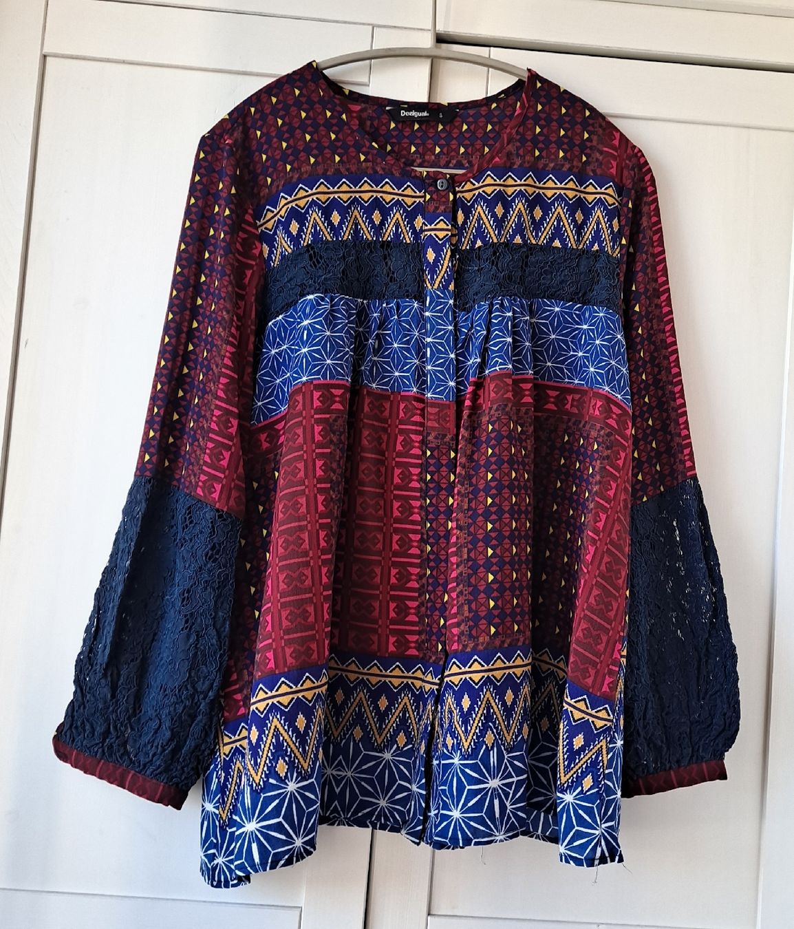 Desigual Camicette: Desigual Bluse Gr. S – Usato da Liestal venduto da Mas-Y-Mas