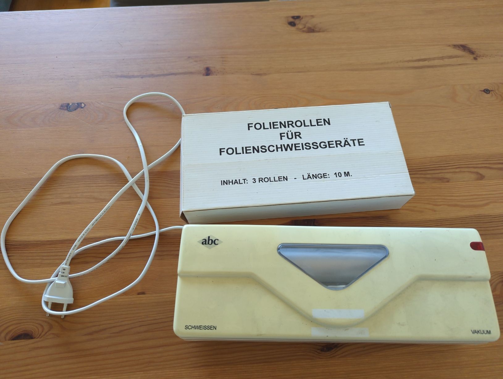 Elettrodomestici da cucina: Folienverpackungsgerät mit Folienrollen gebrauch – Usato da Winterthur venduto da Glauriane