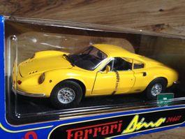 Ferrari DINO 246 GT jaune  1:18  - New