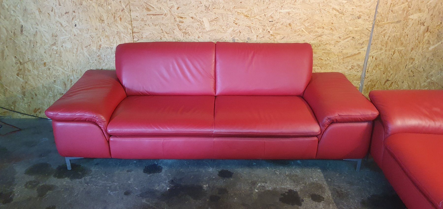Sofas: 2 rote Ledersofas – Gebraucht aus Oberrieden von Kevin34 4