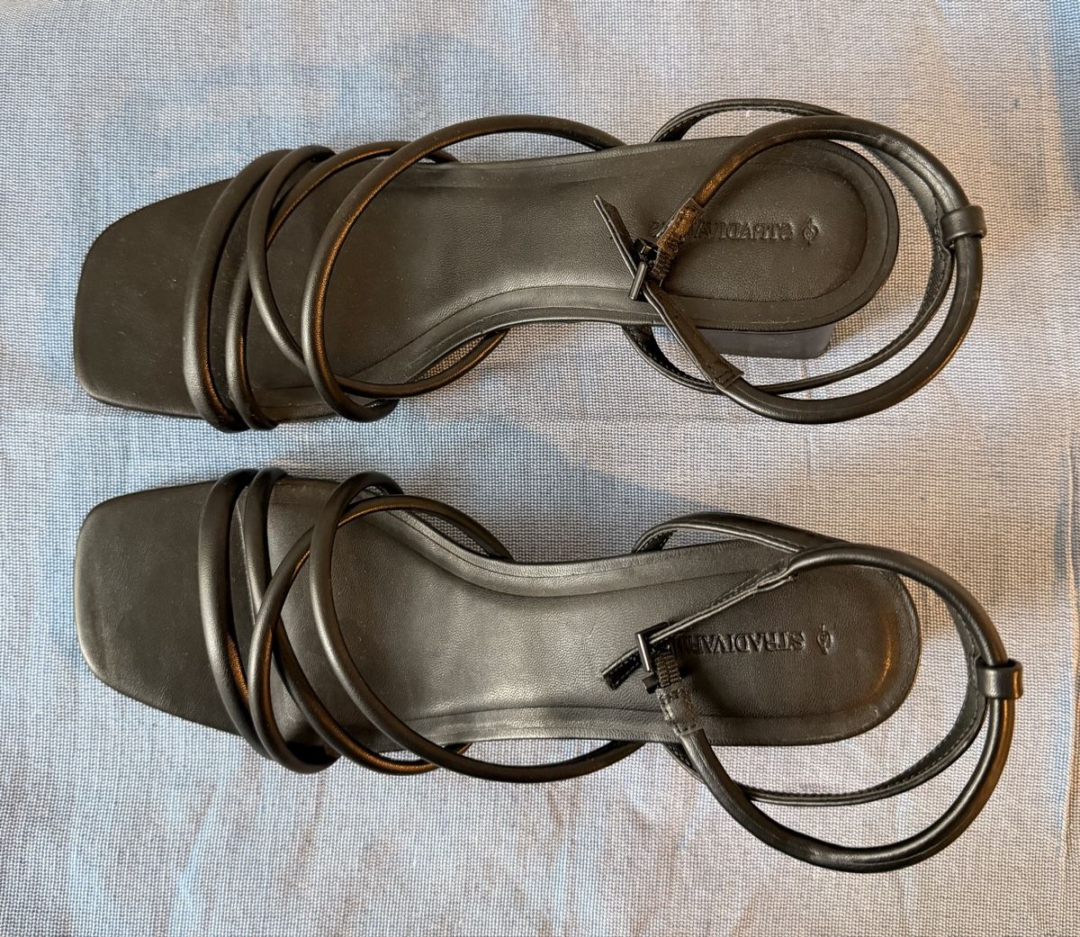 Stradivarius Damenschuhe: Sandales Stradivarius 42 – Neu (gemäss Beschreibung) aus Martigny von mth1719