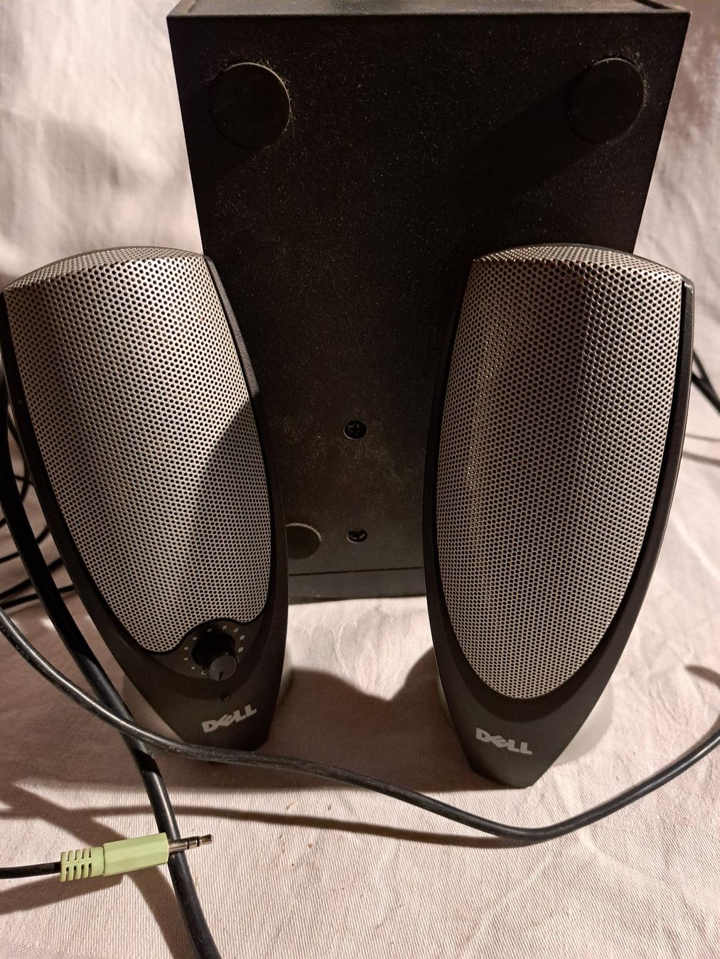 Dell Lautsprecher: HAUT PARLEURS POUR ORDINATEUR DELL – Gebraucht aus Fleurier von carlin01 5