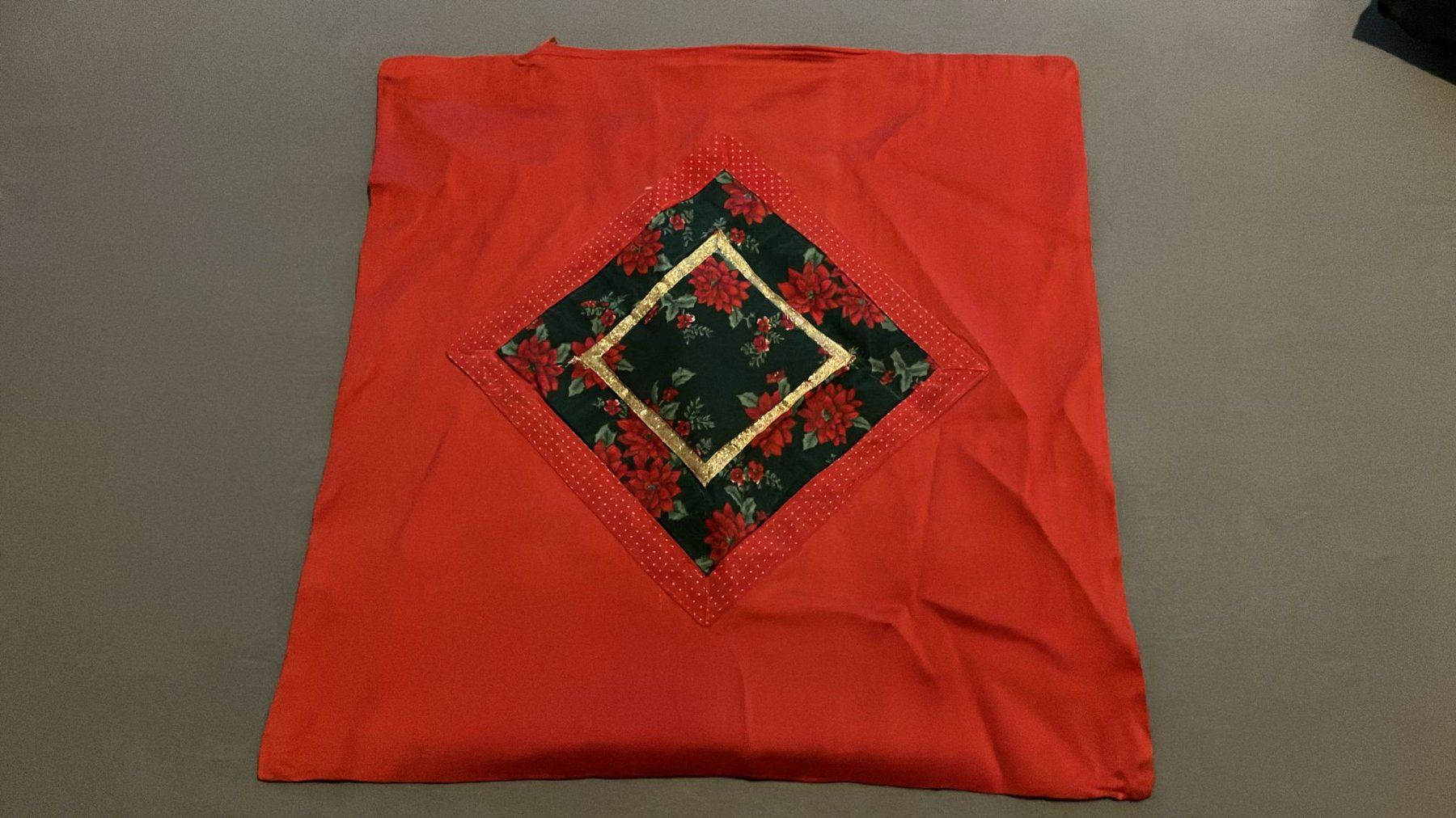 Biancheria da letto: federa 37x40 cm – Usato da Melano venduto da H-Sara