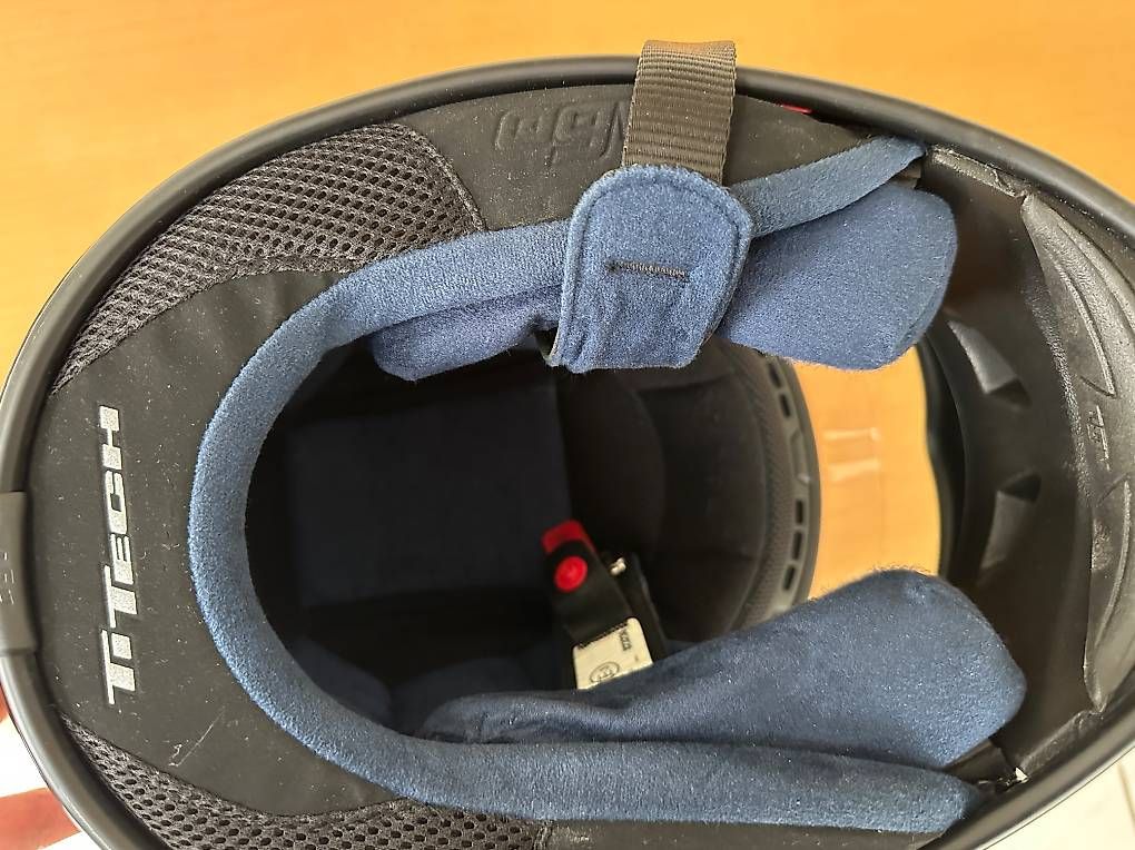 Caschi & visiere: Motorradhelm AGV. Schwarz, Gr. M/L – Usato da Münsingen venduto da Moser99 2