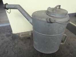 Behälter mit Petrol