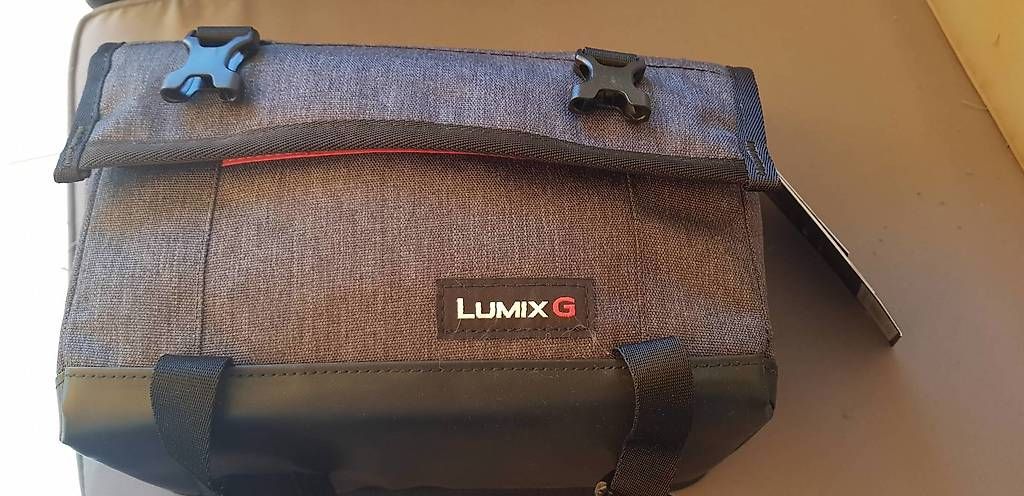 Borse: camera Panasonic Kamera Tragetasche neu – Usato da marly venduto da Leg_chipie21