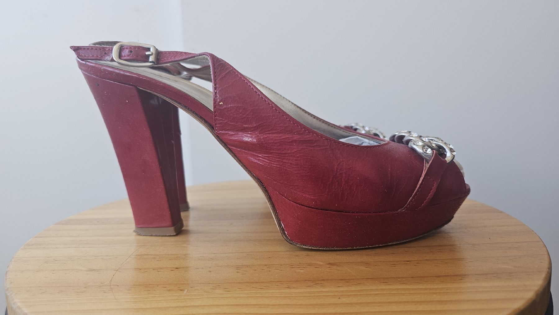 Scarpe da donna: High Heels Gr. 39 Rossini – Usato da Mauren venduto da ehr_5cy6 2