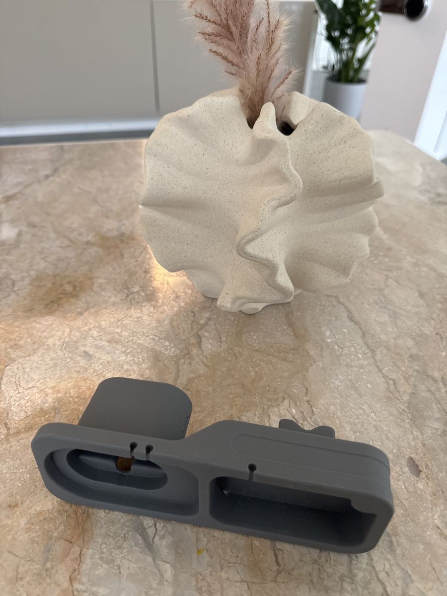 Docking station: Real Simple Ladestation Grau - Top Zustand! – Nuovo (secondo la descrizione) da Elsau venduto da shoppa2 2