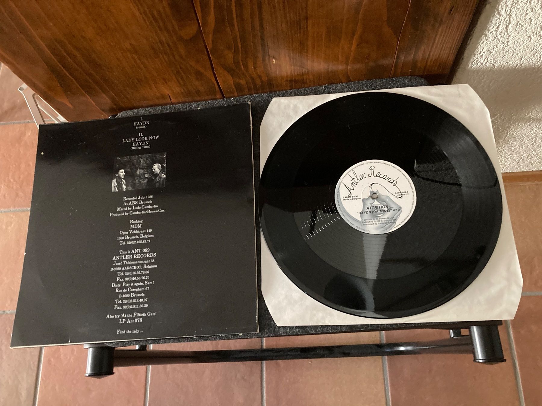 Dischi in vinile: Attrition - Haydn (Remix) – Usato da Fribourg venduto da Karushi 1