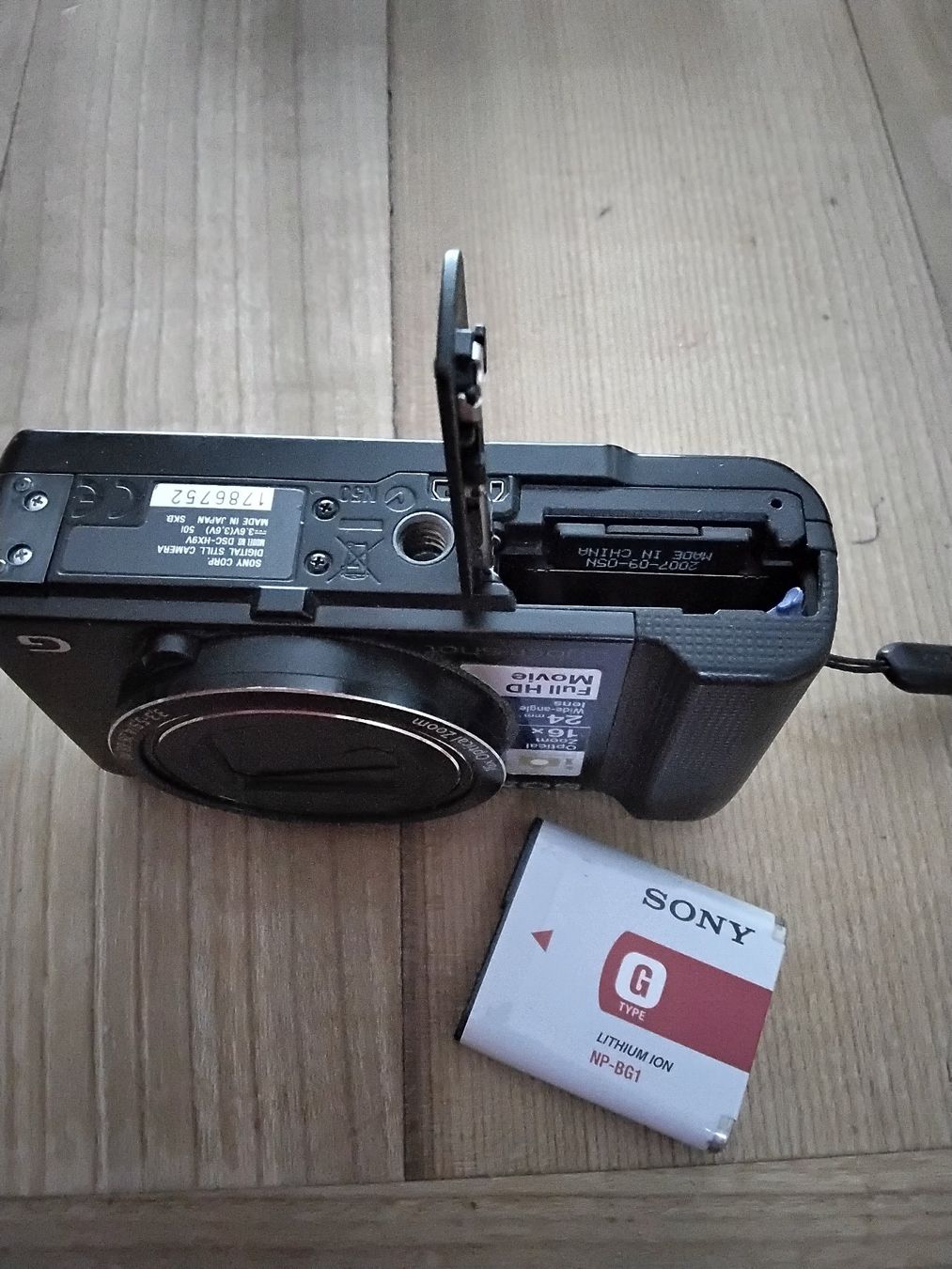 Sony Appareil photo: Mini Kamera Sony Lens G – D'occasion à Schwadernau par lil_ysj8 6