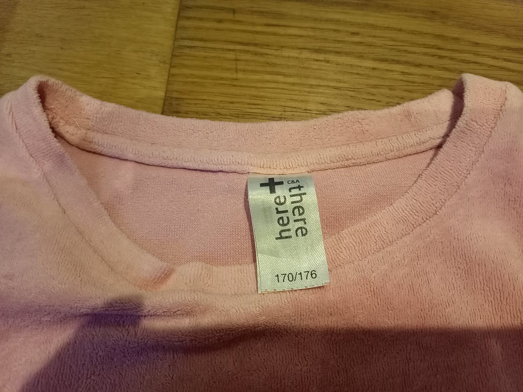 C&A Kleiderpakete & -sets: 2 Mädchen Langarmshirts Gr. 170/176 – Gebraucht aus Intragna von Imzadi01 2