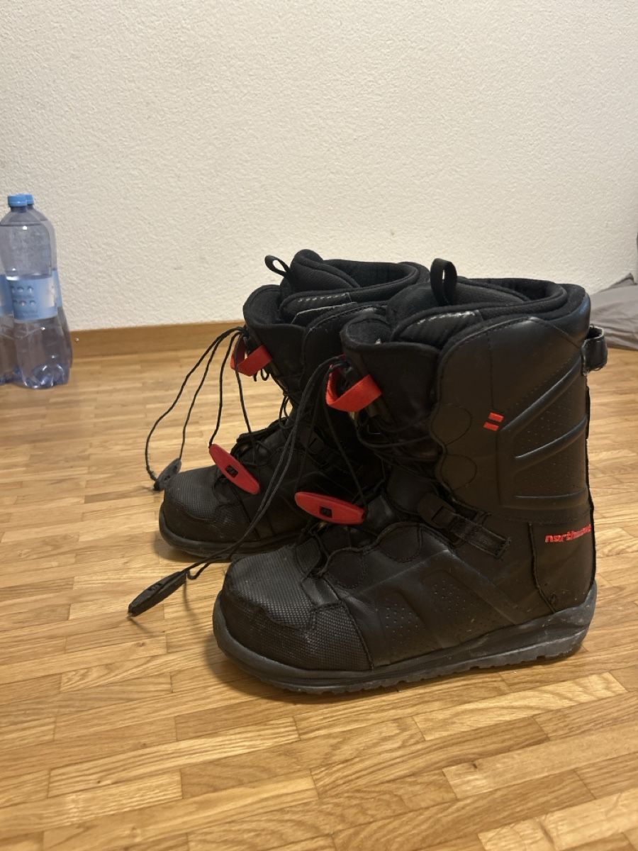 Northwave Scarpe da uomo: Northwave snowboard boots size 42 – Usato da Zürich venduto da ste_q9hn 2