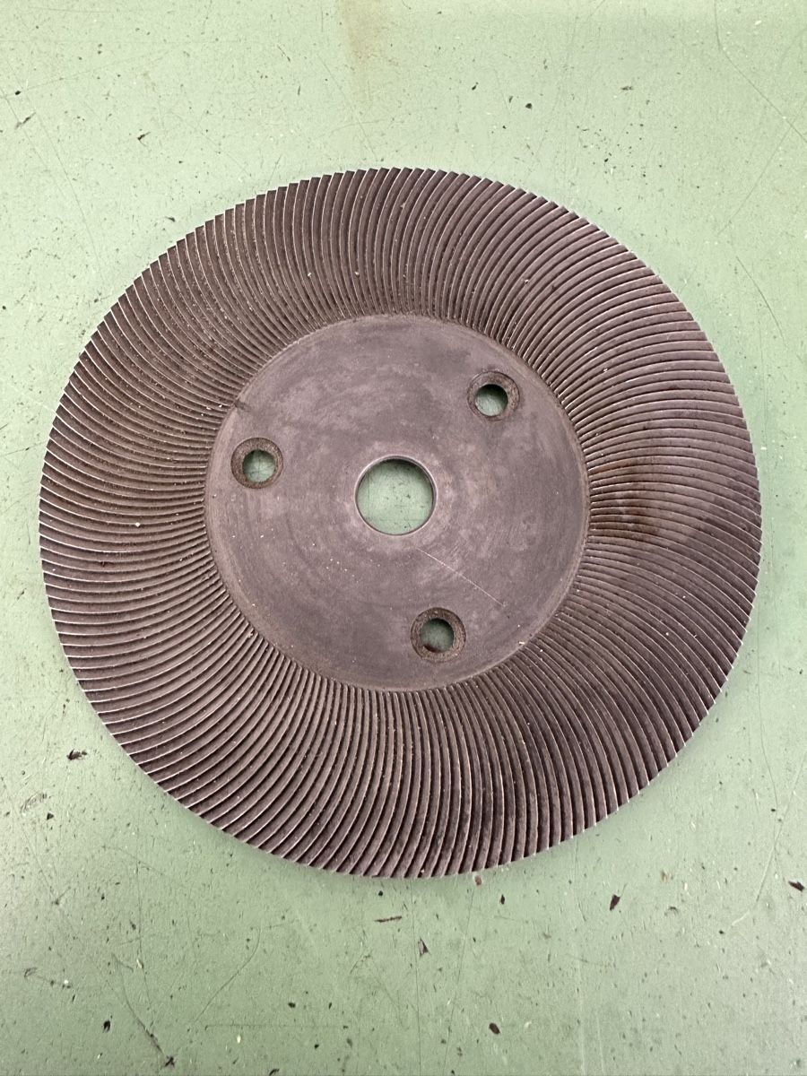 Tutti gli attrezzi: Scheibenschleiffeile, 150 x 7.33 x 16 mm. – Usato da Aarberg venduto da SNMachines 2