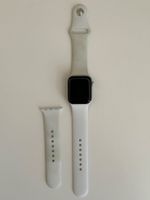 Apple Watch Series 4 40mm GPS + Cellular
