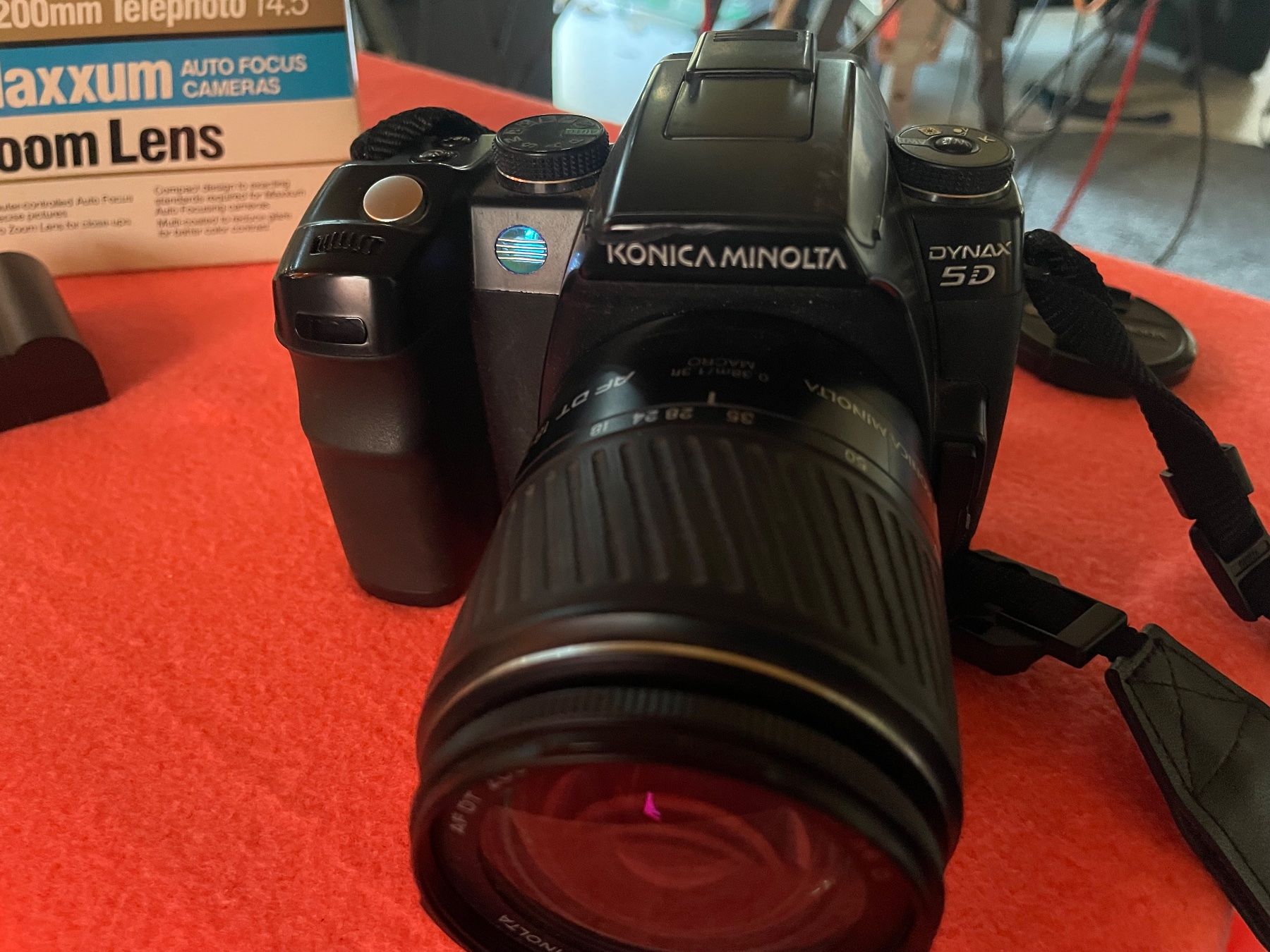 Minolta Fotocamera: Konica / Minolta Dynax 5D Digitalkamera 2x Objektiv – Usato da Zürich venduto da Arcana_Fail 4
