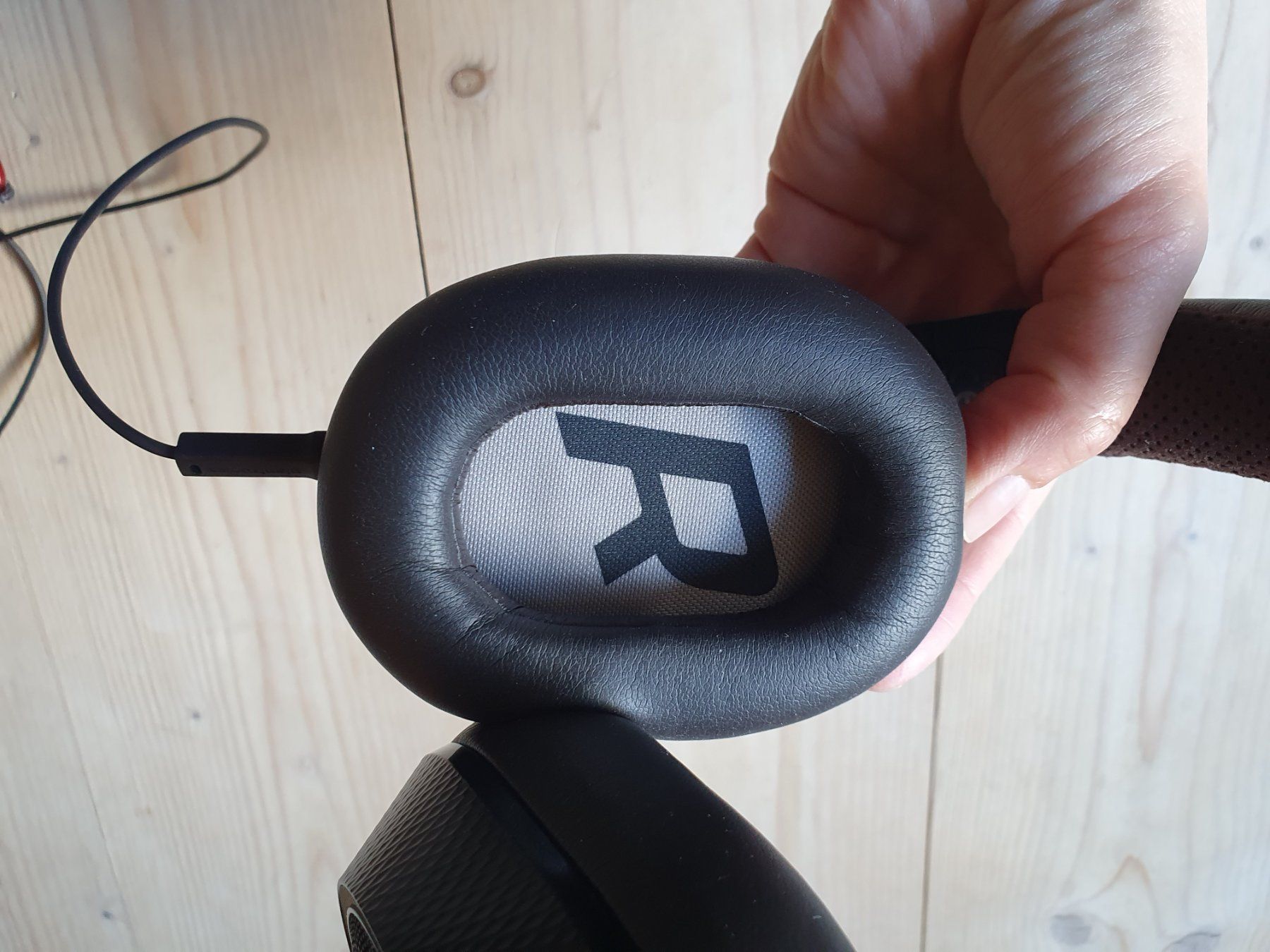 Plantronics Kopfhörer: Casque audio BackBeat PRO 2 Special Edition – Gebraucht aus Finhaut von sof_j2wn 7