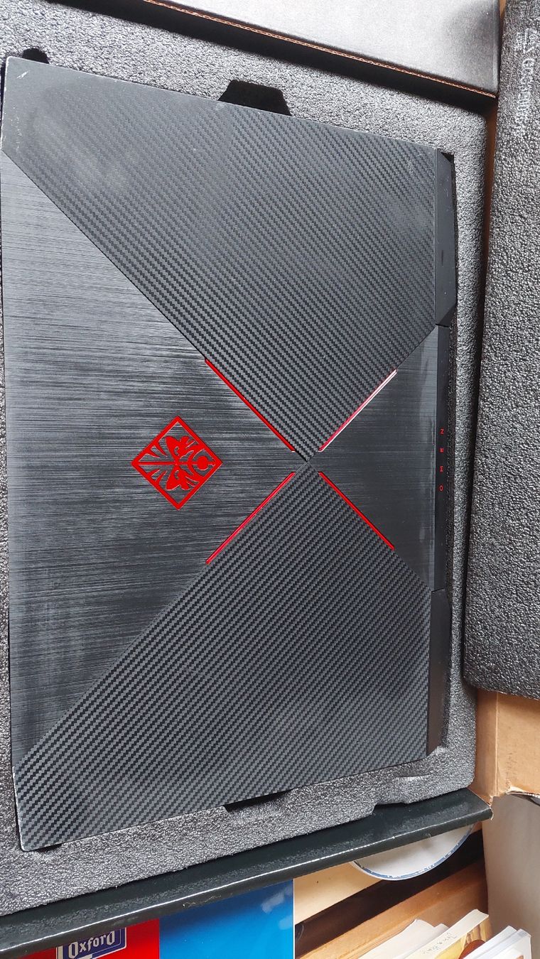 Hewlett Packard Notebooks: HP Omen Gaming Laptop mit Verpackung – Gebraucht aus Basel von Jonny.44 4