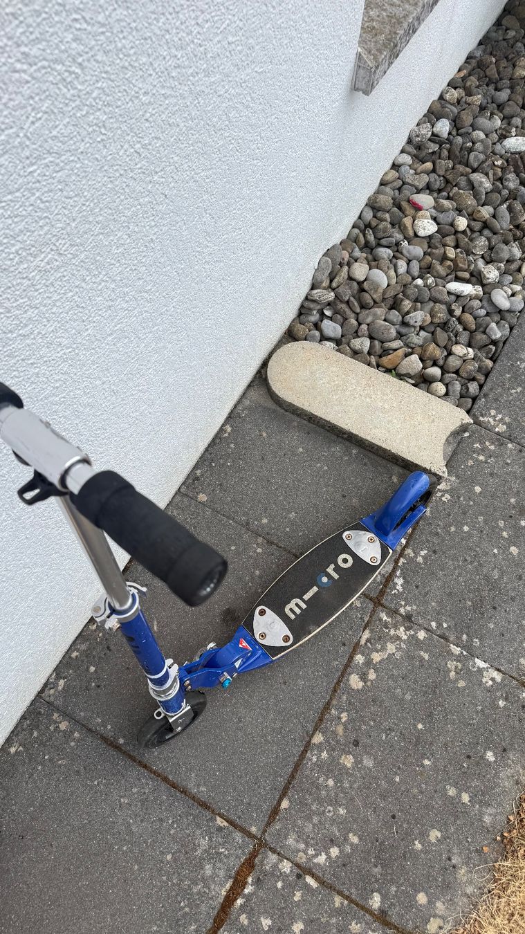 Micro Kickboard: Micro Trottinett blau – Usato da Staufen venduto da BaKoAP 1