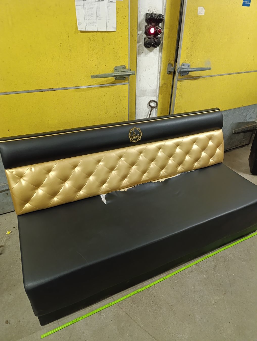 Divani: Sofa Stück einer riesen Lounge – Difettoso da Romanshorn venduto da dav_h2lv 2