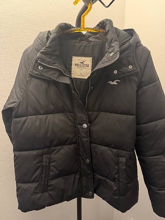 Jacken: Hollister Puffer Jacke – Gebraucht aus Zürich von ulm_2fhf 2