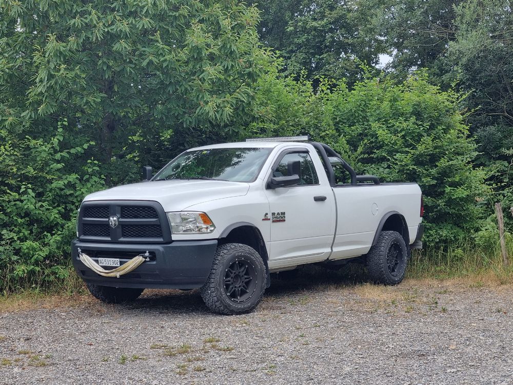 Dodge Ram 2500 Cummins Handgeschalten 10.5t Anhängelast