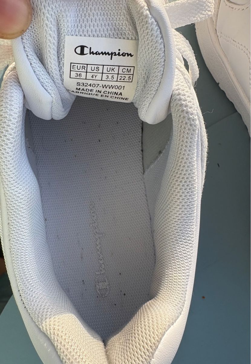 Champion Scarpe da uomo: Schuhe Champion 36 – Usato da Ibach venduto da Jomi.79 2