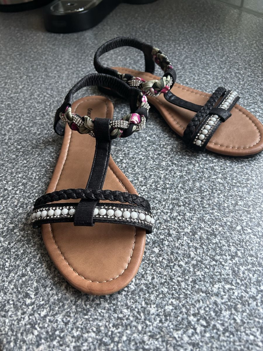 Graceland Scarpe da donna: Sandalen , Gr. 38, neuwertig  – Nuovo (secondo la descrizione) da Stein AG venduto da Amic_5275 1