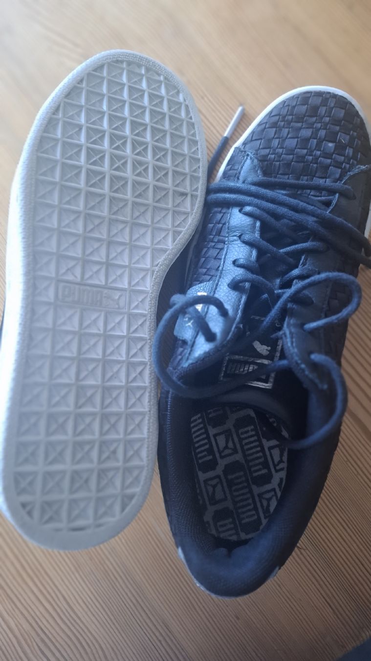 Puma Scarpe da donna: Puma Sneaker Schwarz Gr. 39 Top Zustand – Usato da Balzers venduto da silviahuaraz 2