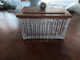 Glas Dose für Butter