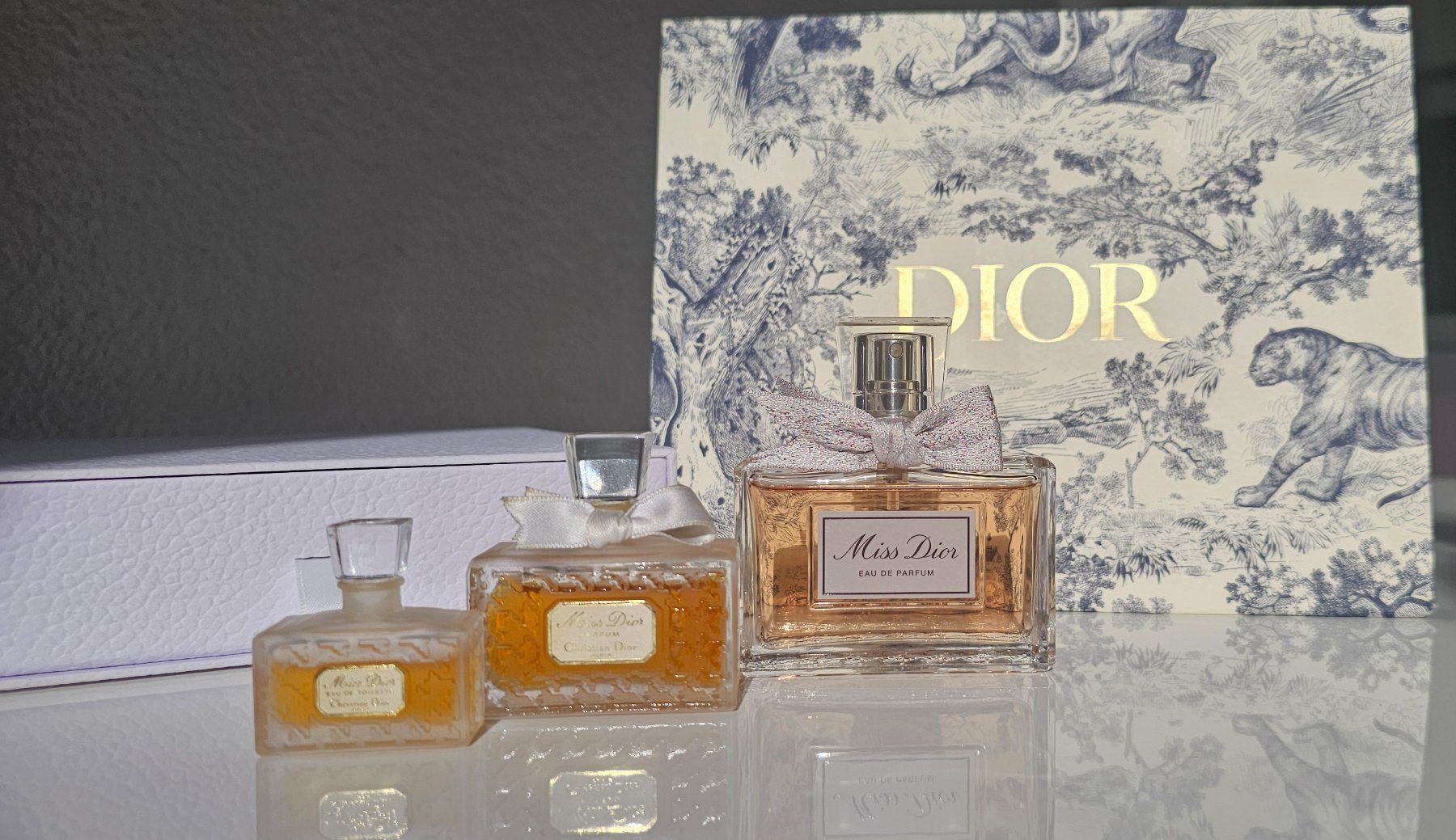 Dior Profumi & Eau de Toilette: Miss Dior Eau de Parfum.Vintage.Original. – Nuovo (secondo la descrizione) da Gunzgen venduto da thomasbx 2