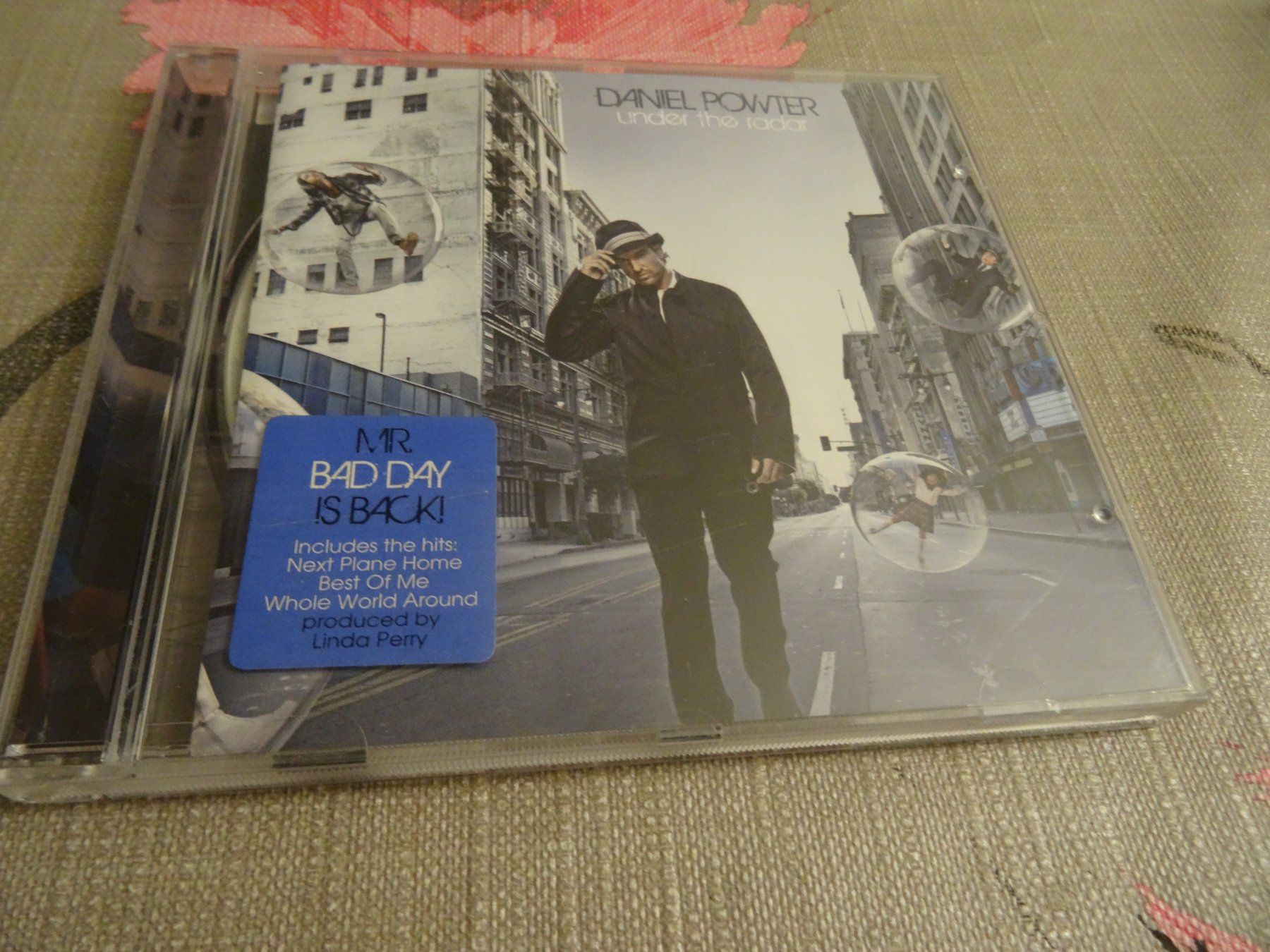 CD: Daniel Powter - Under the Radar CD – Usato da Olten venduto da Disc-Ausverkauf