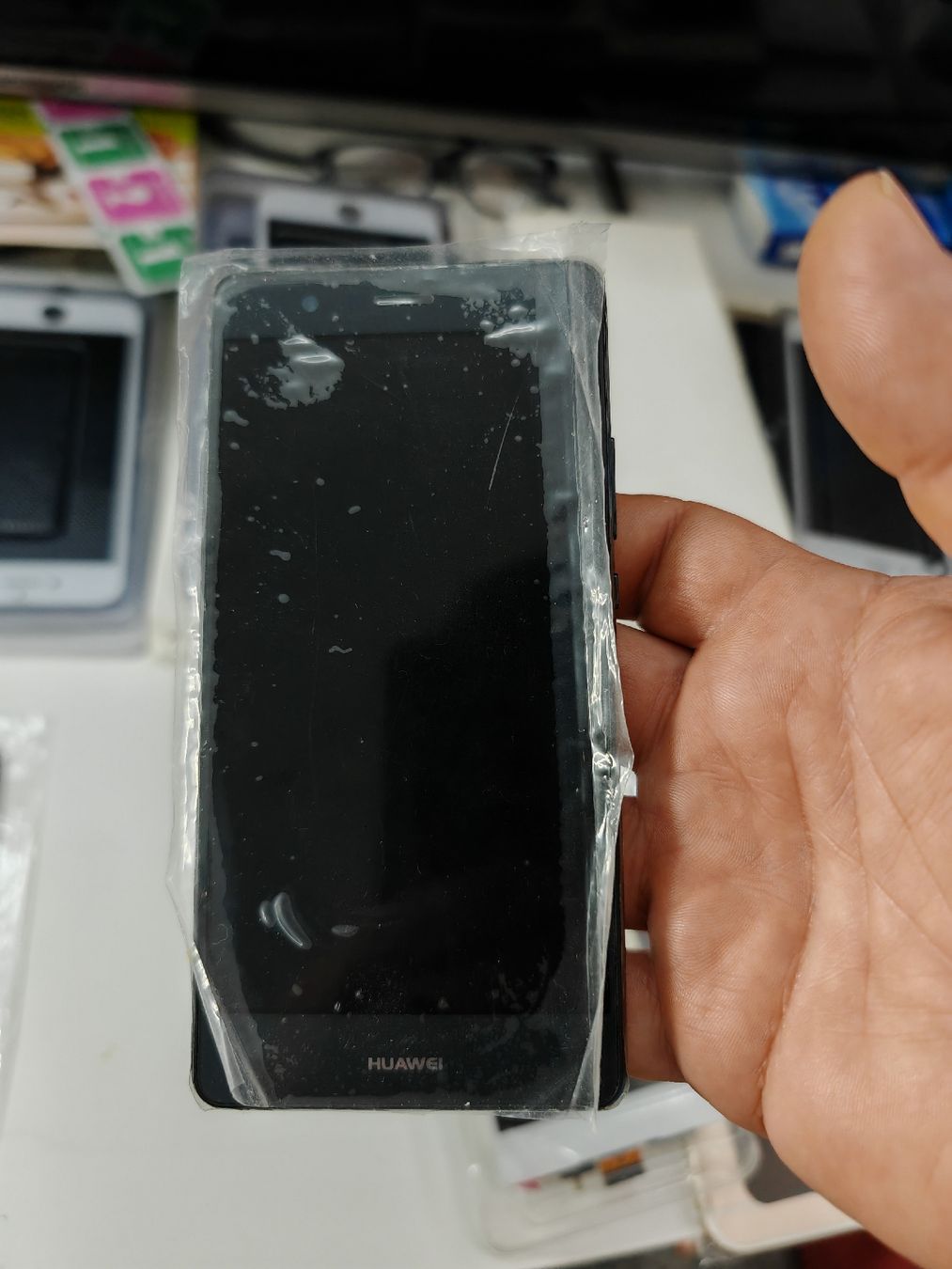 Apple Monitor: Diverse Bildschirm (iphone \huawei \Htc)24 + Rahmen iphone 6 – Nuovo e nell'imballaggio originale da Bern venduto da Meriem00 2