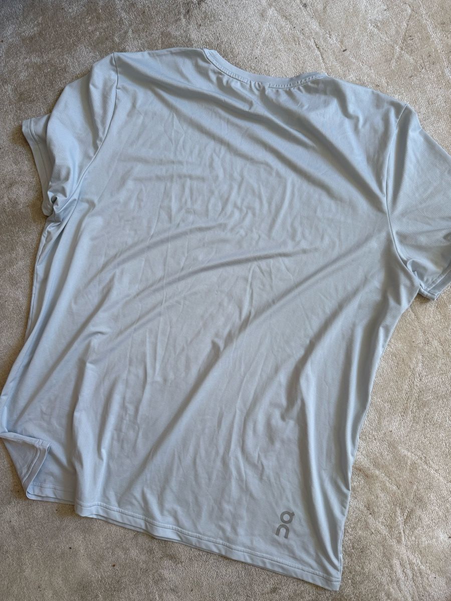 On T-shirt: On Sportshirt Gr. XL – Usato da Bern venduto da Laufsport3000 2